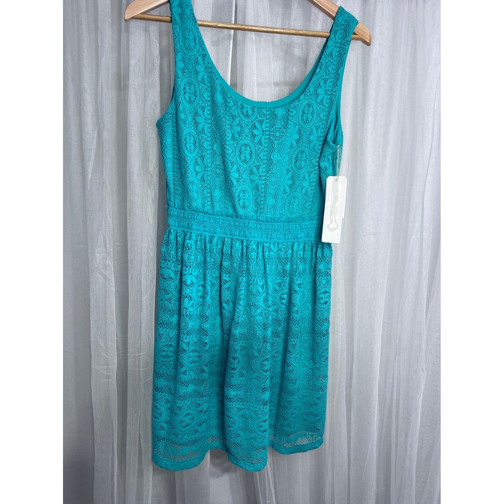 Love Reign Womens Green Floral Lace‎  Fit Flare Smocked Waist dress M NWT